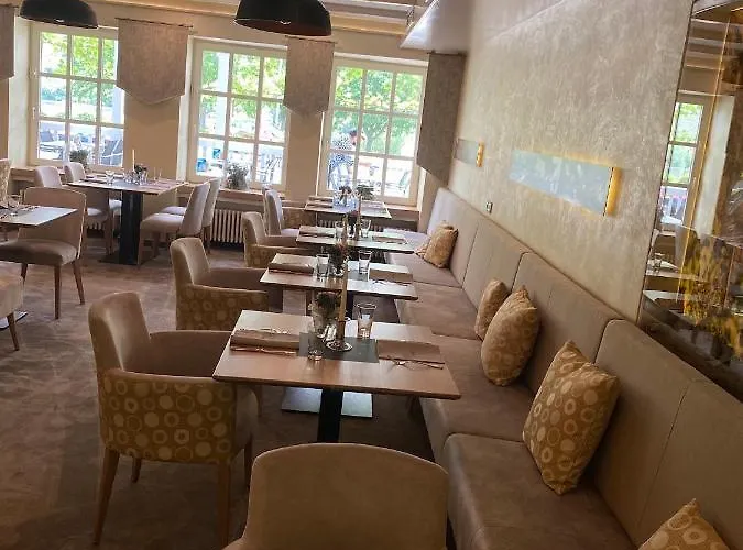 Zum Anker-thulls Restaurant 호텔