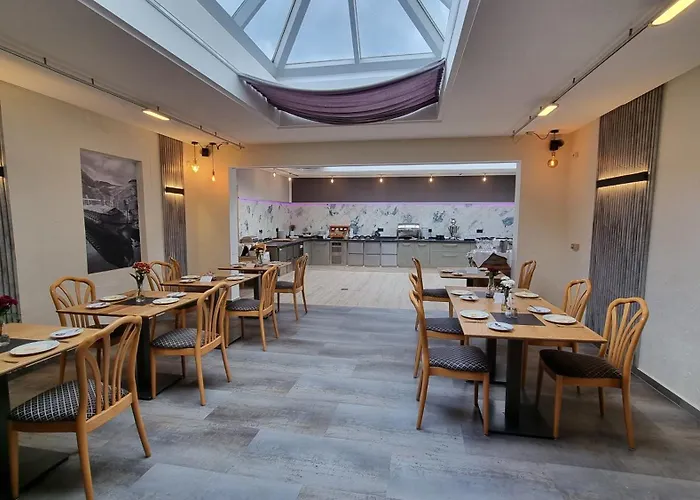 Zum Anker-thulls Restaurant 호텔 노이마겐드론